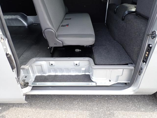 ＮＶ３５０キャラバンバン ロングＤＸ　和光工業パワーリフト付　昇降能力４００ｋｇ　エマージェンシーブレーキ　オートクロージャードア　荷室板張り　社外ナビ　バックカメラ　ＥＴＣ（44枚目）