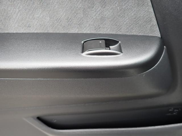 ハイエースワゴン GL 送迎仕様車 パワースライドドア オートステップ 純正ナビTV バックカメラ ETC 後席モニター 10人乗り(27枚目)