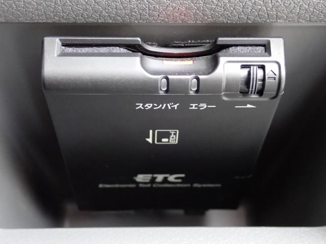 ＮＶ３５０キャラバンワゴン ＧＸ　オートスライドドア　純正ナビＴＶ　バックカメラ　ＥＴＣ　ナビ連動ドライブレコーダー　１０人乗り（13枚目）