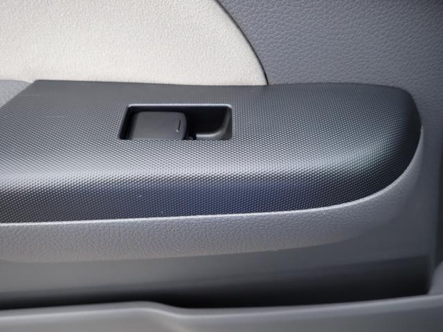 ＮＶ３５０キャラバンワゴン ＧＸ　オートスライドドア　純正ナビＴＶ　バックカメラ　ＥＴＣ　ナビ連動ドライブレコーダー　１０人乗り（26枚目）