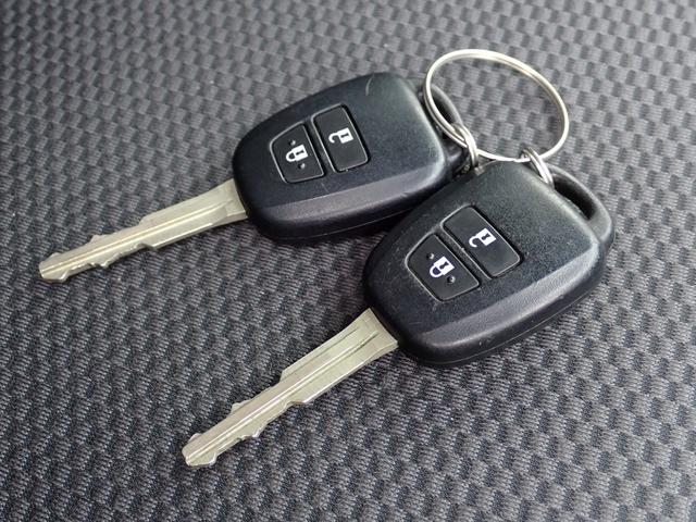 レジアスエースバン ロングＤＸ　トヨタ車体パワーリフト付　昇降能力２６０ｋｇ　両側スライドドア　ＥＴＣ２．０　禁煙車（28枚目）