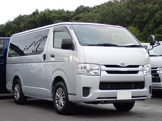 ハイエースバン ロングＤＸ　トヨタ車体パワーリフト付　昇降能力３００ｋｇ　荷室板張り加工　ラッシングレール　社外ナビＴＶ　バックカメラ　ＥＴＣ　ドライブレコーダー（8枚目）