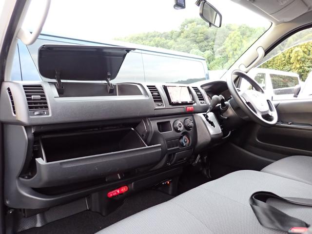 ハイエースバン ロングＤＸ　トヨタ車体パワーリフト付　昇降能力３００ｋｇ　荷室板張り加工　ラッシングレール　社外ナビＴＶ　バックカメラ　ＥＴＣ　ドライブレコーダー（25枚目）