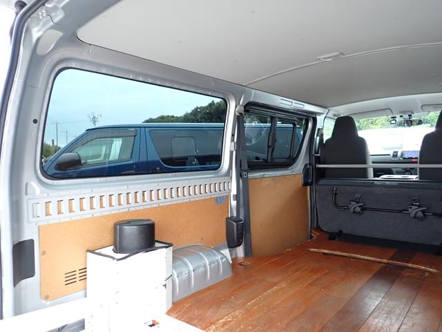 ハイエースバン ロングＤＸ　トヨタ車体パワーリフト付　昇降能力３００ｋｇ　荷室板張り加工　ラッシングレール　社外ナビＴＶ　バックカメラ　ＥＴＣ　ドライブレコーダー（43枚目）
