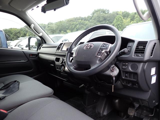 ハイエースバン ロングDX GLパッケージ ディーゼルターボ リヤクーラー リヤヒーター パノラミックビューモニター LEDヘッドランプ トヨタセーフティセンス クリアランスソナー 荷室フロア床上げ合板キット(14枚目)