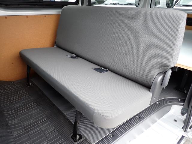 ハイエースバン ロングDX GLパッケージ ディーゼルターボ リヤクーラー リヤヒーター パノラミックビューモニター LEDヘッドランプ トヨタセーフティセンス クリアランスソナー 荷室フロア床上げ合板キット(18枚目)