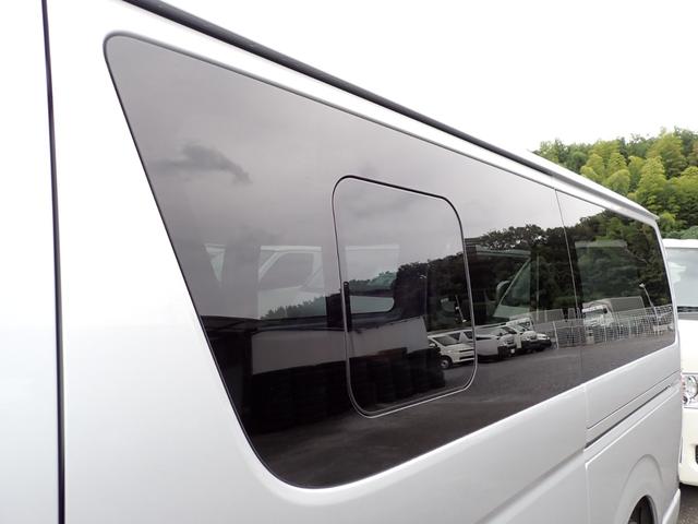 ハイエースバン ロングDX GLパッケージ ディーゼルターボ リヤクーラー リヤヒーター パノラミックビューモニター LEDヘッドランプ トヨタセーフティセンス クリアランスソナー 荷室フロア床上げ合板キット(60枚目)