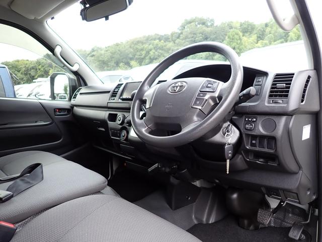 ハイエースバン ロングＤＸ　トヨタ車体パワーリフト付　昇降能力３００ｋｇ　トヨタセーフティセンス　社外ナビＴＶ　バックカメラ　ＥＴＣ　ドライブレコーダー（15枚目）