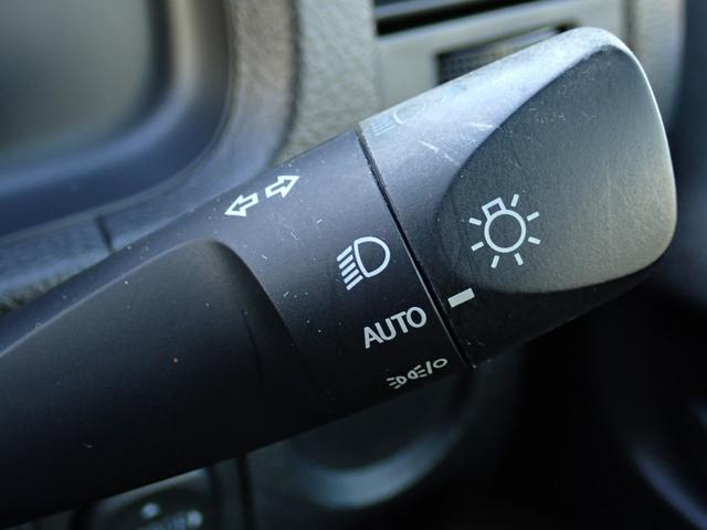 ハイエースバン ロングＤＸ　ＧＬパッケージ　ディーゼルターボ　４ＷＤ　リヤクーラー　リヤヒーター　社外ベッドキット　ＬＥＤヘッドランプ　純正ナビＴＶ　バックカメラ　ＥＴＣ２．０　ドライブレコーダー　トヨタセーフティセンス　クリアランスソナー（38枚目）