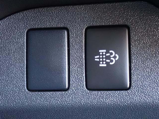 ハイエースバン ロングＤＸ　ＧＬパッケージ　ディーゼルターボ　４ＷＤ　リヤクーラー　リヤヒーター　社外ベッドキット　ＬＥＤヘッドランプ　純正ナビＴＶ　バックカメラ　ＥＴＣ２．０　ドライブレコーダー　トヨタセーフティセンス　クリアランスソナー（40枚目）