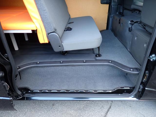 ハイエースバン ロングＤＸ　ＧＬパッケージ　ディーゼルターボ　４ＷＤ　リヤクーラー　リヤヒーター　社外ベッドキット　ＬＥＤヘッドランプ　純正ナビＴＶ　バックカメラ　ＥＴＣ２．０　ドライブレコーダー　トヨタセーフティセンス　クリアランスソナー（66枚目）