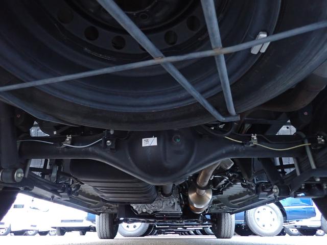 ハイエースバン ロングＤＸ　ＧＬパッケージ　ディーゼルターボ　４ＷＤ　リヤクーラー　リヤヒーター　社外ベッドキット　ＬＥＤヘッドランプ　純正ナビＴＶ　バックカメラ　ＥＴＣ２．０　ドライブレコーダー　トヨタセーフティセンス　クリアランスソナー（79枚目）