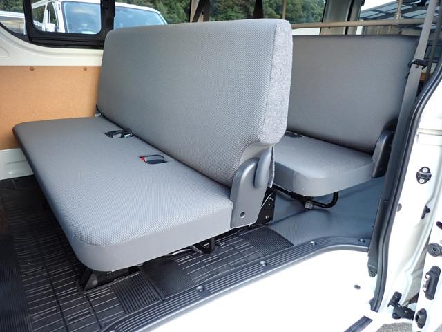 ハイエースバン ロングDX GLパッケージ リヤクーラー リヤヒーター トヨタセーフティセンス クリアランスソナー 純正ナビ バックカメラ ETC 3/6/9人乗り(18枚目)