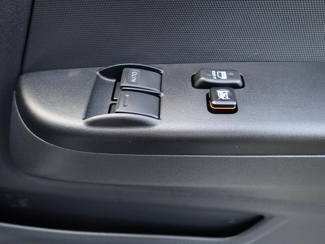 ハイエースバン ロングDX GLパッケージ リヤクーラー リヤヒーター トヨタセーフティセンス クリアランスソナー 純正ナビ バックカメラ ETC 3/6/9人乗り(23枚目)