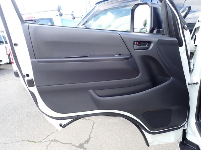 ハイエースバン ロングDX GLパッケージ リヤクーラー リヤヒーター トヨタセーフティセンス クリアランスソナー 純正ナビ バックカメラ ETC 3/6/9人乗り(25枚目)