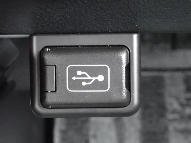 タウンエースバン ＧＬ　純正ナビＴＶ　バックカメラ　ＥＴＣ２．０　ドライブレコーダー　ルーフラック　リヤラダー　ハンガーパイプ　スマートアシスト　ＬＥＤヘッドランプ　アイドリングストップ（35枚目）