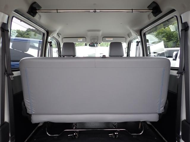 タウンエースバン ＧＬ　純正ナビＴＶ　バックカメラ　ＥＴＣ２．０　ドライブレコーダー　ルーフラック　リヤラダー　ハンガーパイプ　スマートアシスト　ＬＥＤヘッドランプ　アイドリングストップ（41枚目）