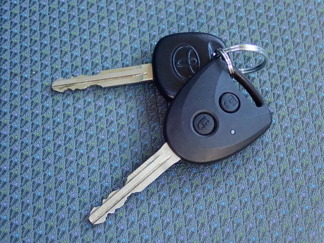 タウンエースバン ＧＬ　スマートアシスト　ＬＥＤヘッドランプ　アイドリングストップ　リヤコーナーセンサー　純正ナビＴＶ　バックカメラ　ＥＴＣ２．０　ドライブレコーダー（28枚目）