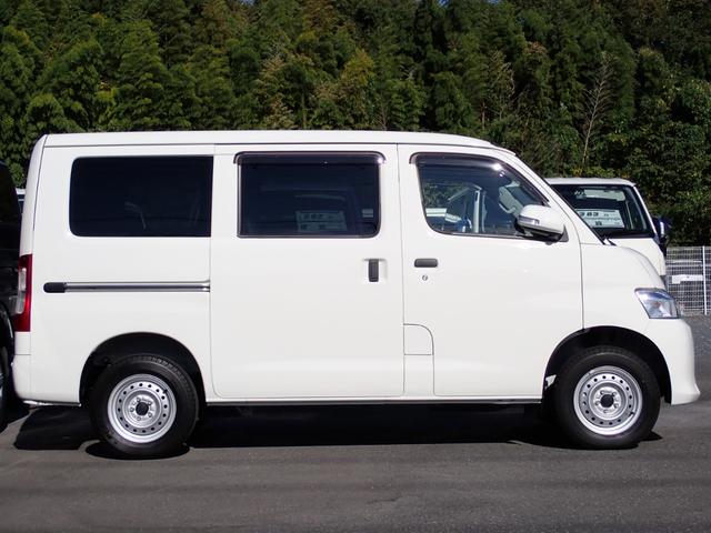 タウンエースバン ＧＬ　スマートアシスト　ＬＥＤヘッドランプ　アイドリングストップ　リヤコーナーセンサー　純正ナビＴＶ　バックカメラ　ＥＴＣ２．０　ドライブレコーダー（67枚目）