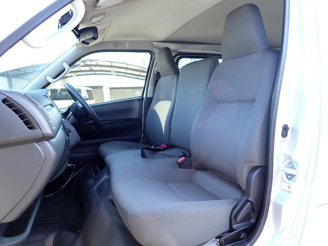 ハイエースバン ロングDX ディーゼルターボ 4WD トヨタ車体パワーリフト付 昇降能力300kg トヨタセーフティセンス 純正ナビTV バックカメラ ETC2.0(18枚目)