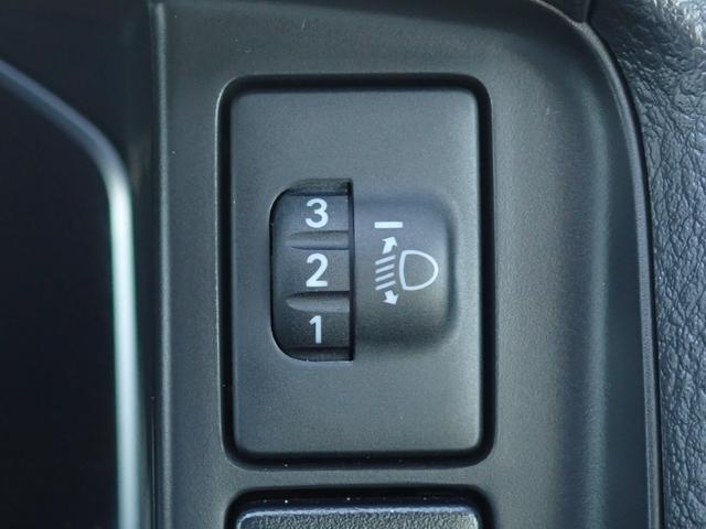 ハイエースバン ロングDX ディーゼルターボ 4WD トヨタ車体パワーリフト付 昇降能力300kg トヨタセーフティセンス 純正ナビTV バックカメラ ETC2.0(39枚目)