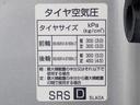 ＤＸ　和光工業パワーリフト付　昇降能力３５０ｋｇ　荷室板張り加工　純正フォグランプ　カラードバンパー（30枚目）