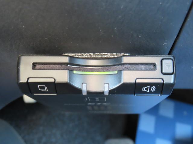 ジムニー ＬＡＮＤ　ＶＥＮＴＵＲＥ　１０型　ナビゲーション　ＥＴＣ　パワーウィンドウ　電動格納ドアミラー　シートヒーター　キーレスエントリー　マニュアルエアコン　フォグランプ（10枚目）