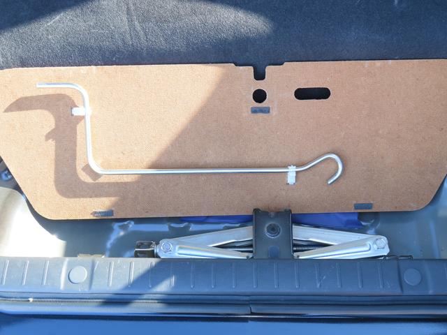 ジムニー ＬＡＮＤ　ＶＥＮＴＵＲＥ　１０型　ナビゲーション　ＥＴＣ　パワーウィンドウ　電動格納ドアミラー　シートヒーター　キーレスエントリー　マニュアルエアコン　フォグランプ（45枚目）