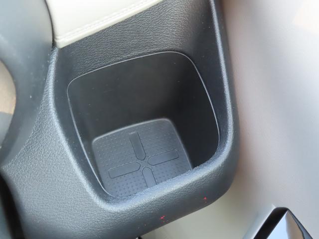 デイズ デイズＸ　衝突被害軽減ブレーキ　ナビゲーション　全方位モニター　オートライト　スマートキー　キーレスプッシュスタート　フルオートエアコン　パワーウィンドウ　電動格納ドアミラー（33枚目）