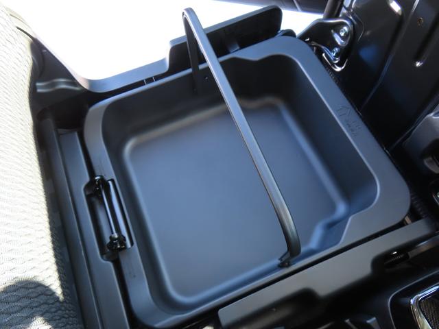 ハスラー ＨＹＢＲＩＤ　Ｘターボ　３型　衝突被害軽減ブレーキ　リヤパーキングセンサー　ナビゲーション　全方位モニター　アダプティブクルーズコントロール　シートヒーター　オートライト　スマートキー　キーレスプッシュスタート　フルオートエアコン（45枚目）