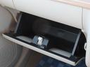 【グローブボックス】大型のグローブボックスで、車検証や色々な小物を入れても取り出しやすいですよ☆