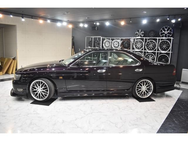 NISSAN LAUREL MEDALIST | 2000 | PURPLE M | 35000 km NISSAN LAUREL MEDALIST | 2000 | PURPLE M | 35000 km