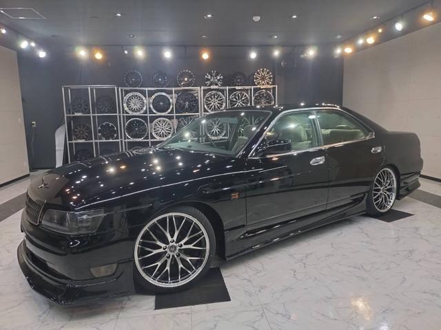 ローレル メダリスト　セレンシア　ＮＡＶＩエディション　新品車高調／新品１９インチホイール＆タイヤ／インナーブラックヘッドライト／全塗装／ローダウン／スモークテール／ナビ／ＥＴＣ／新品フルエアロ／（11枚目）