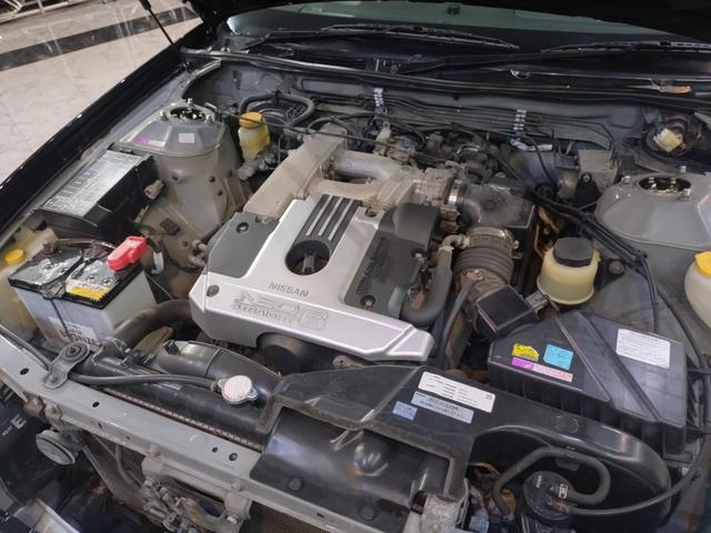 ローレル メダリスト　セレンシア　ＮＡＶＩエディション　新品車高調／新品１９インチホイール＆タイヤ／インナーブラックヘッドライト／全塗装／ローダウン／スモークテール／ナビ／ＥＴＣ／新品フルエアロ／（38枚目）