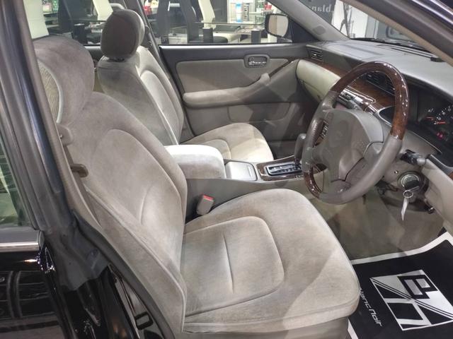 ローレル メダリスト　セレンシア　ＮＡＶＩエディション　新品車高調／新品１９インチホイール＆タイヤ／インナーブラックヘッドライト／全塗装／ローダウン／スモークテール／ナビ／ＥＴＣ／新品フルエアロ／（48枚目）