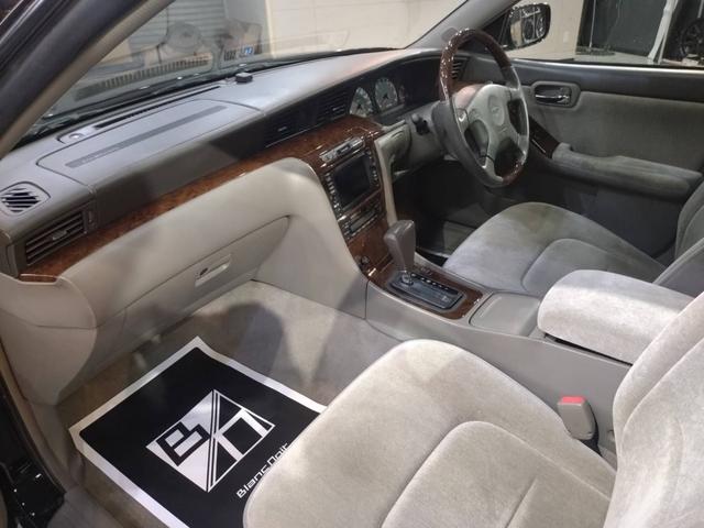 ローレル メダリスト　セレンシア　ＮＡＶＩエディション　新品車高調／新品１９インチホイール＆タイヤ／インナーブラックヘッドライト／全塗装／ローダウン／スモークテール／ナビ／ＥＴＣ／新品フルエアロ／（55枚目）