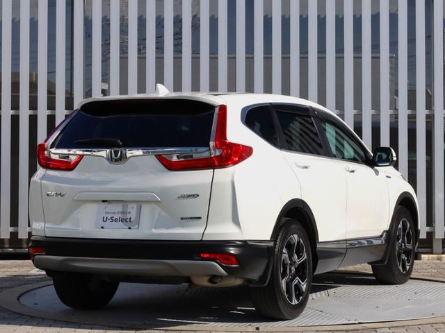 お支払いはホンダクレジットをご利用ください。運転免許所をご持参いただければ審査が可能です。また月々のお支払金額を抑えられるなど、メリットがいっぱいの据え置きクレジットもご用意しております。