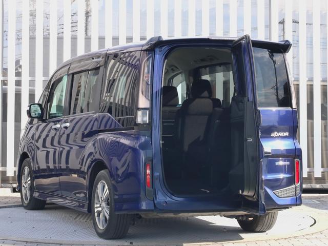 ステップワゴンスパーダ スパーダハイブリッドＧホンダセンシング　純正１０インチナビ・リアモニター・ＥＴＣ（7枚目）