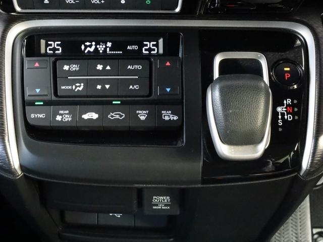 ステップワゴンスパーダ スパーダハイブリッドＧホンダセンシング　純正１０インチナビ・リアモニター・ＥＴＣ（11枚目）