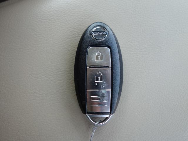 350XV FOUR レザーシート シートヒーター 4WD DVD純正ナビ 地デジフルセグ バックモニター サイドモニター ルーフレール ETC ディスチャージドランプ 純正アルミホイール スマートキー オートミラー(26枚目)