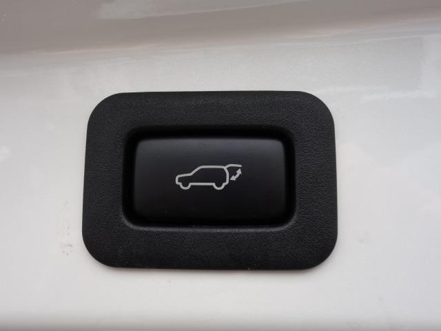アエラス レザーパッケージ 4WD ブラックレザーシート パワーシート シートヒーター 8型ナビ フルセグ バックモニター Bluetooth パワーバックドア ビルトインETC スマートキーHID 記録簿 フリップダウンモニタ(32枚目)
