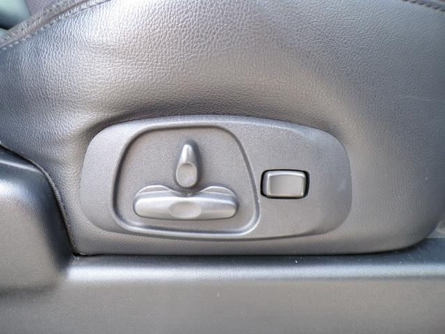 パジェロ ロング　エクシード　ブラックレザーシート　オバフェン　シートヒーター　ナビ　地デジフルセグ　Ｂｌｕｅｔｏｏｔｈ　バックカメラ　社外アルミ　社外スピーカー　３６０度ドライブレコーダー　ＥＴＣ　クルーズコントロール　キーレス（35枚目）