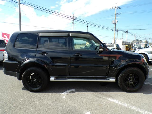 パジェロ ロング　エクシード　ブラックレザーシート　オバフェン　シートヒーター　ナビ　地デジフルセグ　Ｂｌｕｅｔｏｏｔｈ　バックカメラ　社外アルミ　社外スピーカー　３６０度ドライブレコーダー　ＥＴＣ　クルーズコントロール　キーレス（38枚目）