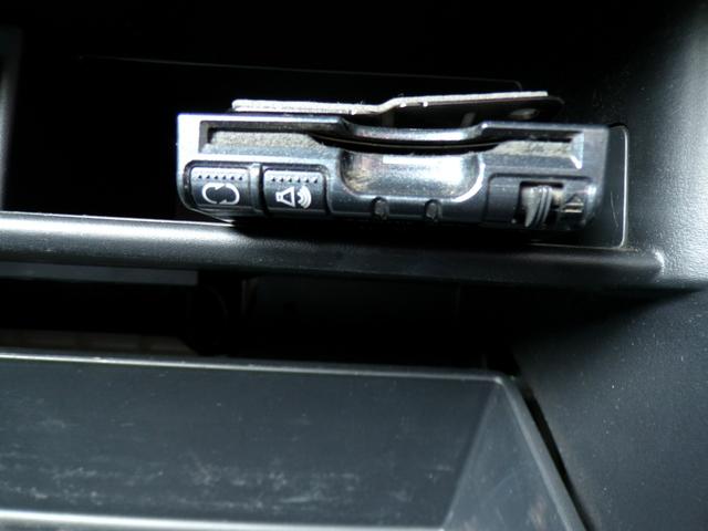 パジェロ ロング　エクシード　ナビ　地デジフルセグ　Ｂｌｕｅｔｏｏｔｈ　バックカメラ　ＥＴＣ　シートヒーター　ドライブレコーダー　クルーズコントロール　フォグランプ　ディスチャージドランプ　サイドステップ　純正アルミ　３列目シート（28枚目）