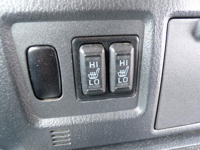 パジェロ ロング　エクシード　ナビ　地デジフルセグ　Ｂｌｕｅｔｏｏｔｈ　バックカメラ　ＥＴＣ　シートヒーター　ドライブレコーダー　クルーズコントロール　フォグランプ　ディスチャージドランプ　サイドステップ　純正アルミ　３列目シート（29枚目）