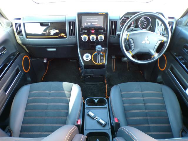 デリカＤ：５ アクティブギア　ハーフレザーシート　シートヒーター　ナビ　地デジフルセグ　Ｂｌｕｅｔｏｏｔｈ　バックカメラ　専用アルミ　専用バンパープロテクター　ディスチャージドランプ　スマートキー×２　記録簿　ドラレコ　クルコン（10枚目）