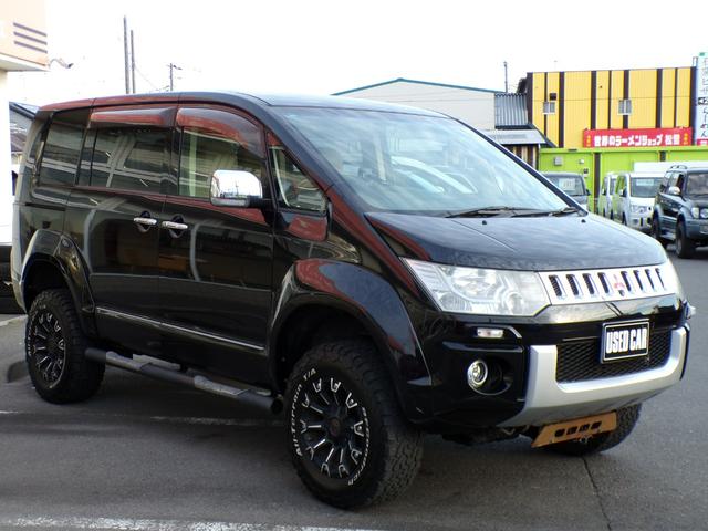 デリカＤ：５ シャモニー　オバフェン　ボディリフト　マフラー　社外アルミ　ＡＴタイヤ　ヒッチメンバー　両側パワースライドドア　ナビ　地デジ　バックカメラ　後席フリップダウンモニター　スペアキー（5枚目）