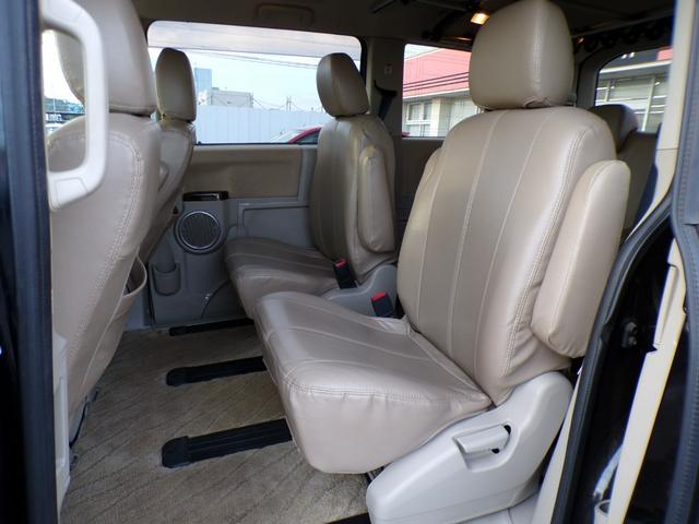 デリカＤ：５ シャモニー　オバフェン　ボディリフト　マフラー　社外アルミ　ＡＴタイヤ　ヒッチメンバー　両側パワースライドドア　ナビ　地デジ　バックカメラ　後席フリップダウンモニター　スペアキー（23枚目）