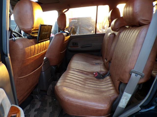 ランドクルーザープラド ＴＸリミテッド　丸目ヘッドライト　社外アルミ　ＳＡＸＯＮマフラー　サンルーフ　ＫＥＮＷＯＯＤナビ　地デジ　ＤＶＤ　後席用モニター（23枚目）