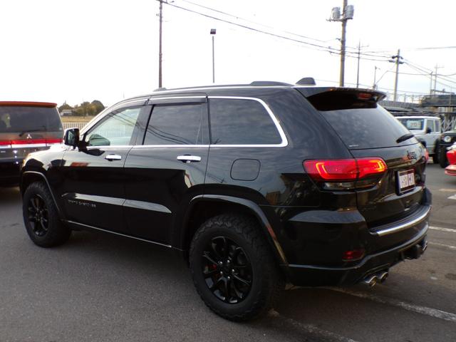 ジープ・グランドチェロキー リミテッド　黒革　サンルーフ　ＢＡＴＴＬＥＺマフラー　ヒッチメンバー＆キャリアカーゴ　パワーバックドア　バックカメラ　スマートキー　　　　プッシュスタート　ＥＴＣ　　スペアキー有　記録簿（7枚目）